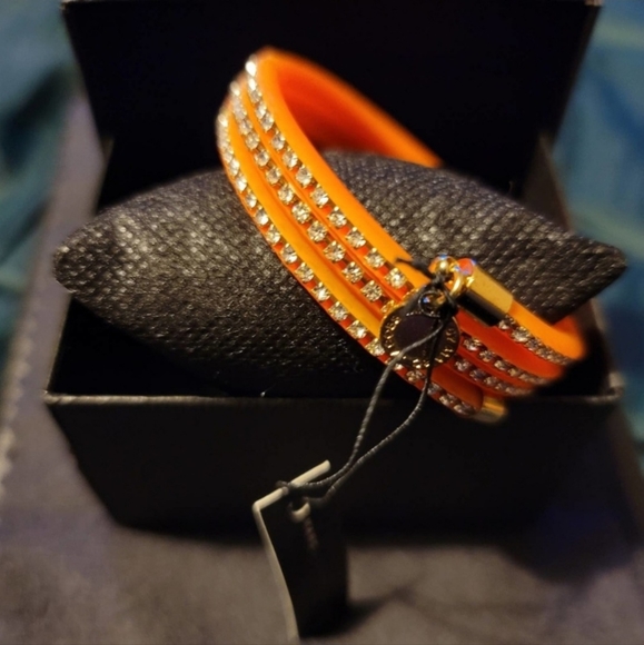 Marc by Marc Jacobs Orange Wrap Bracelet - Picture 4 of 9
